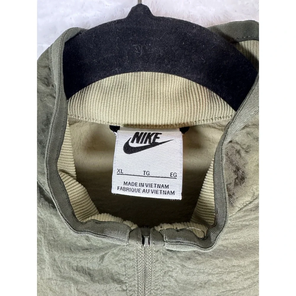 Nike Windrunner Jacket Youth XL Green Khaki Quarter Zip Pullover Logo